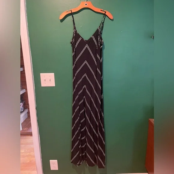 green chevron maxi dress Asos design Chevron Dobby maxi dress in green nwt sz 6